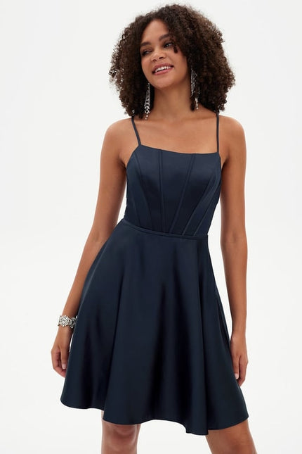 Trapèze col rond court satin robe de bal de promo - gallery 6