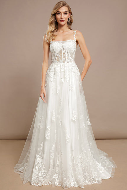 Princesse col carré traîne balayage tulle dentelle robe de mariée - gallery 1