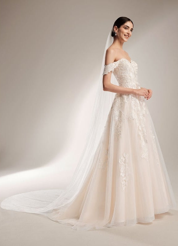 Princesse épaule dénudée traîne balayage tulle dentelle robe de mariée - gallery 7