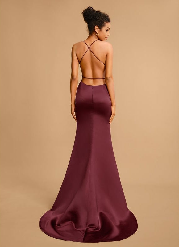 Fourreau col v traîne balayage satin robe de bal avec plissée