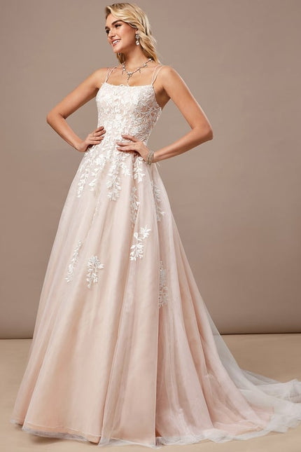 Princesse col carré traîne balayage tulle dentelle robe de mariée