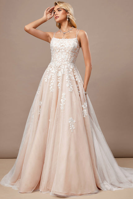 Princesse col carré traîne balayage tulle dentelle robe de mariée - gallery 3
