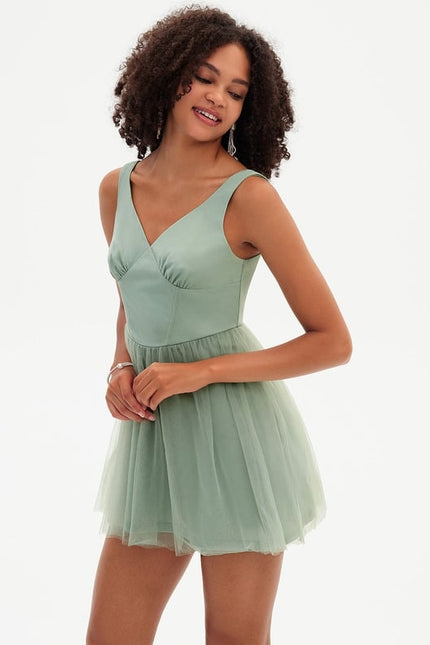 Trapèze col v mini tulle robe de bal de promo - gallery 2