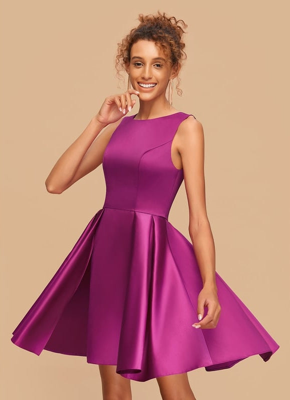 Trapèze col rond court satin robe de bal de promo
