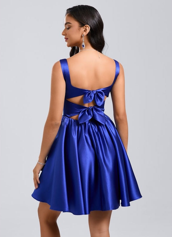 Trapèze col carré court satin robe de bal de promo avec nœud - gallery 5