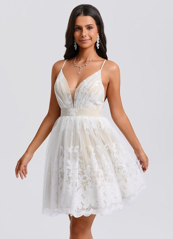 Princesse col v court tulle dentelle robe de bal de promo avec plissée - gallery 6