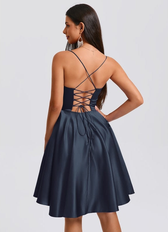 Trapèze col v asymétrique satin robe de bal de promo - gallery 2