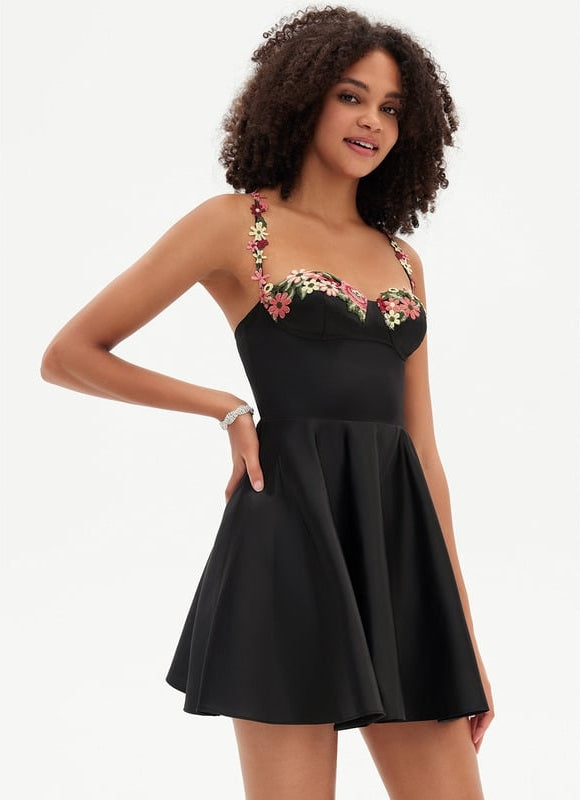 Trapèze col cœur court mini satin robe de bal de promo avec broderie - gallery 1