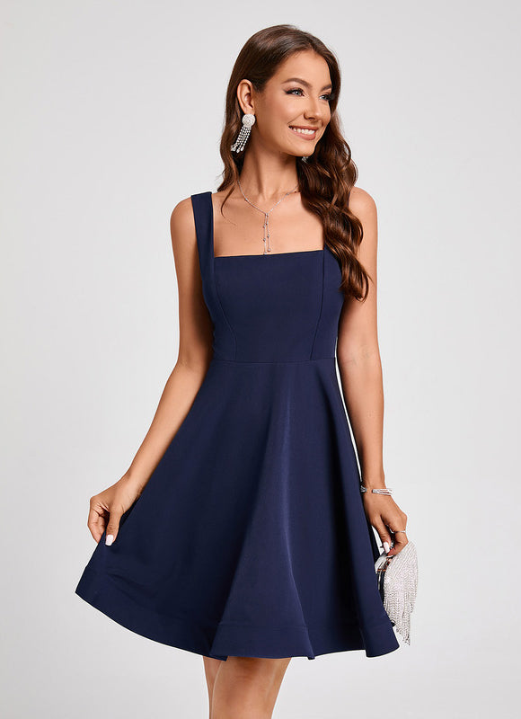 Trapèze col carré longueur genou crêpe extensible robe de cocktail - gallery 6