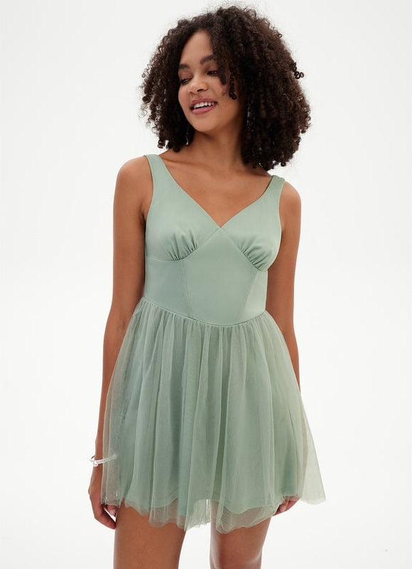 Trapèze col v mini tulle robe de bal de promo - gallery 6