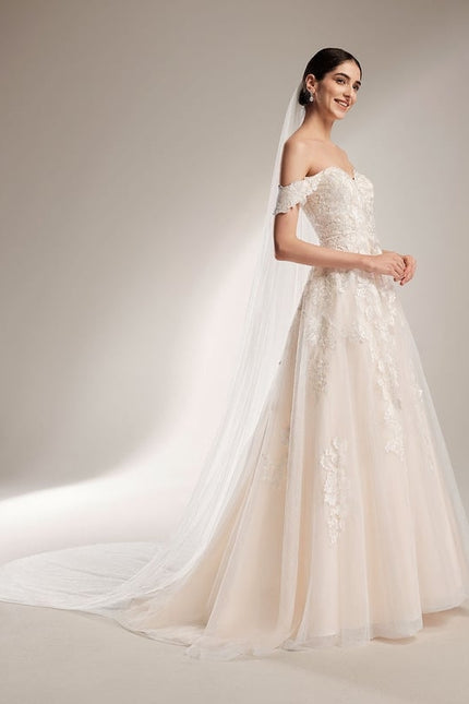 Princesse épaule dénudée traîne balayage tulle dentelle robe de mariée - gallery 7