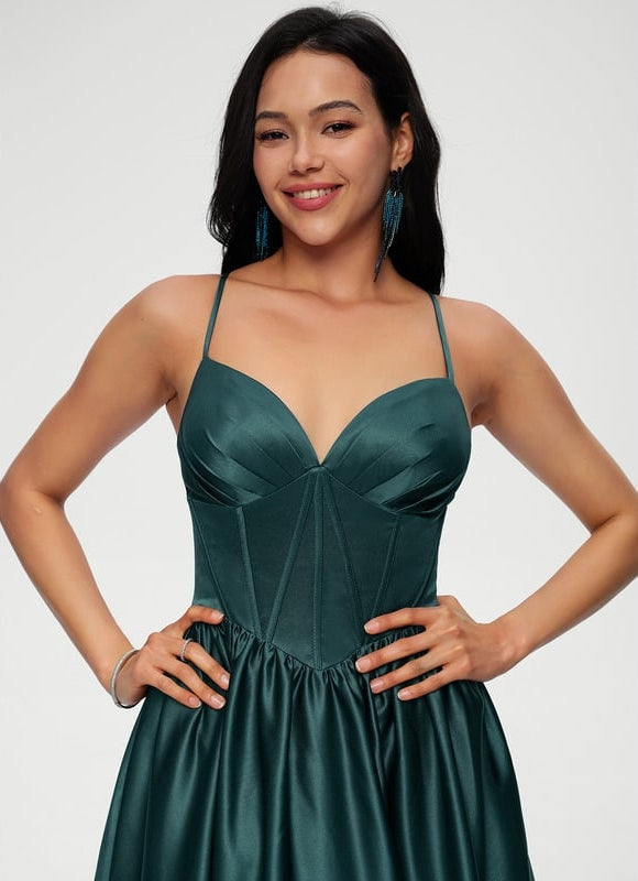 Princesse col v longueur ras du sol satin robe de bal avec plissée - gallery 4