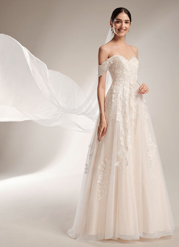 Princesse épaule dénudée traîne balayage tulle dentelle robe de mariée