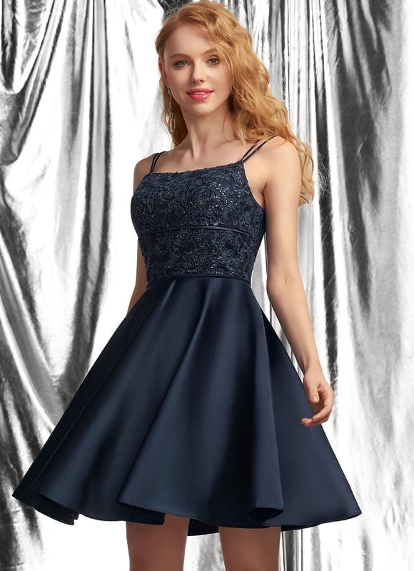 Trapèze col carré court satin robe de bal de promo