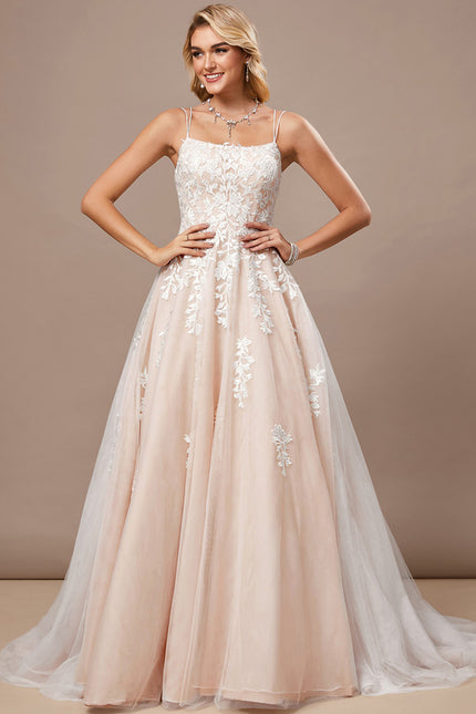 Princesse col carré traîne balayage tulle dentelle robe de mariée - gallery 1