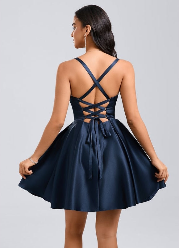 Trapèze col cœur court satin robe de bal de promo avec plissée - gallery 7