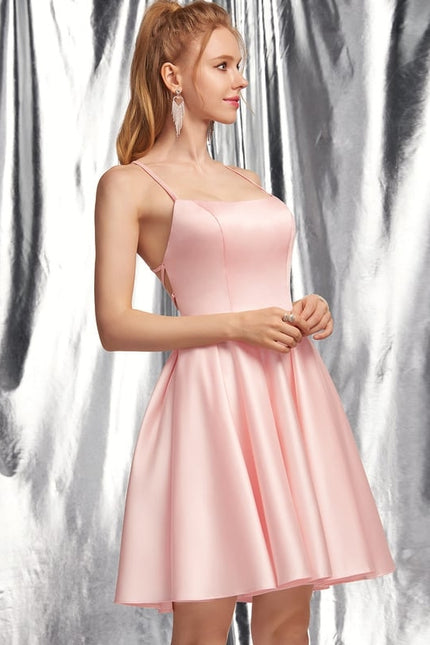 Trapèze col carré court satin robe de bal - gallery 3