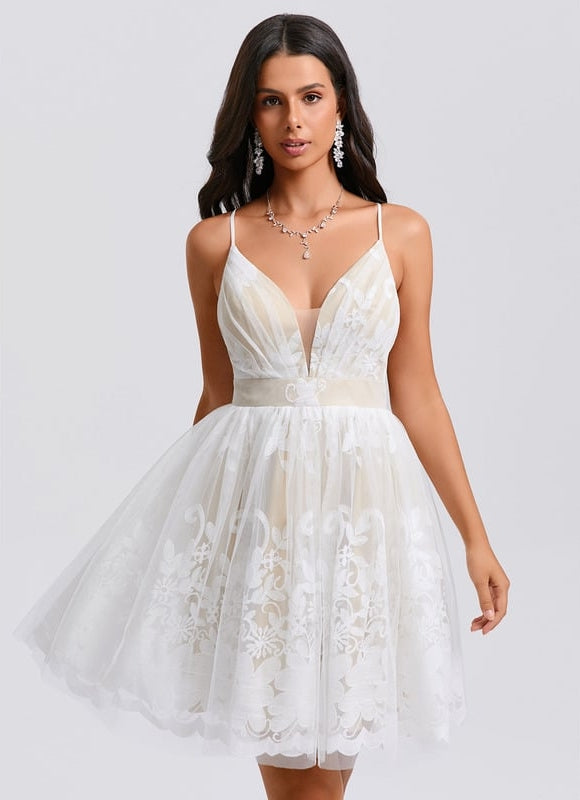 Princesse col v court tulle dentelle robe de bal de promo avec plissée - gallery 5