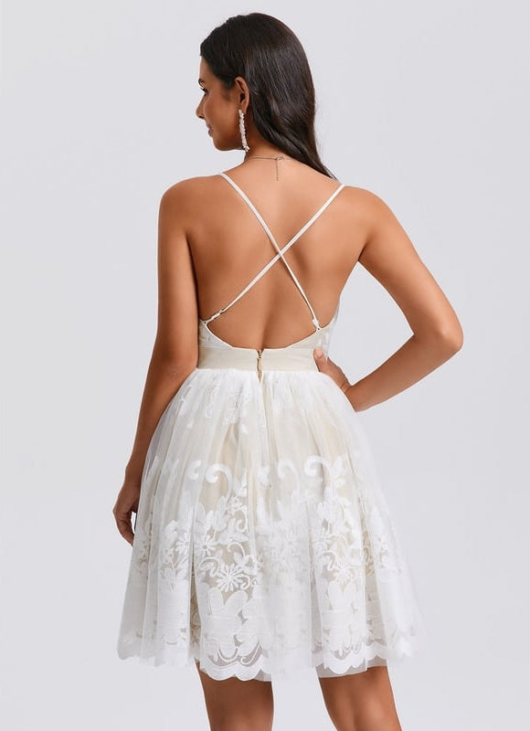 Princesse col v court tulle dentelle robe de bal de promo avec plissée - gallery 3