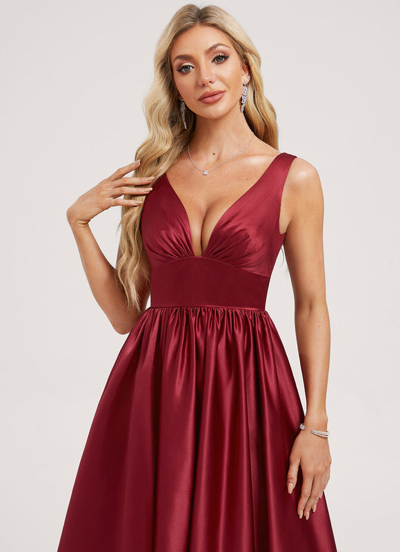 Trapèze col v longueur ras du sol satin robe de demoiselle d'honneur - gallery 3