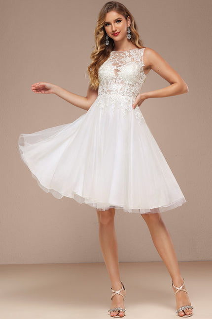 Trapèze col bateau longueur genou tulle dentelle robe de mariée avec paillettes
