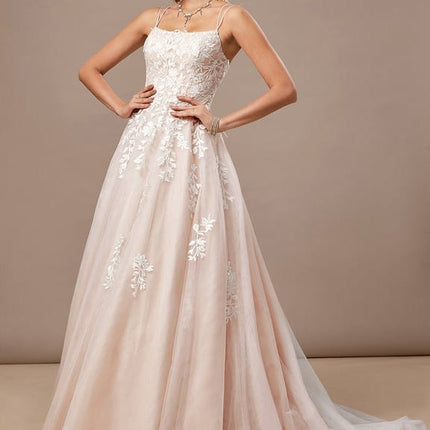 Princesse col carré traîne balayage tulle dentelle robe de mariée