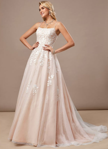 Princesse col carré traîne balayage tulle dentelle robe de mariée