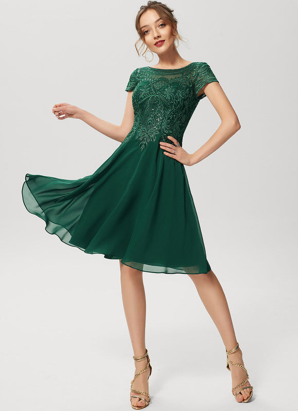 Trapèze col rond longueur genou dentelle mousseline robe de cocktail avec paillettes - gallery 2