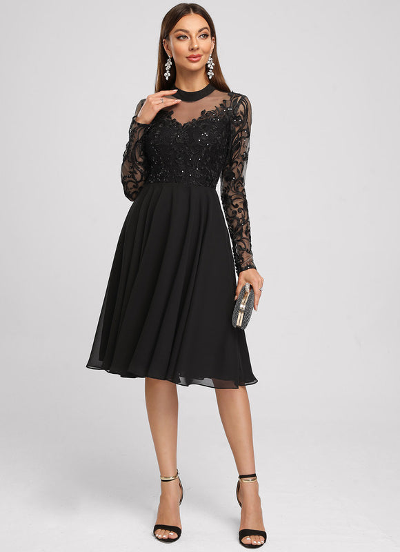 Trapèze col rond longueur genou dentelle mousseline robe de cocktail avec paillettes - gallery 2