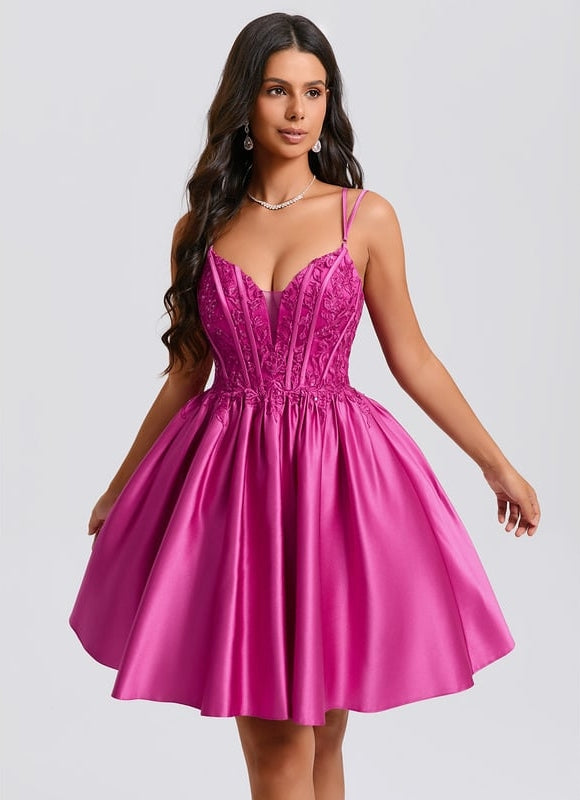 Princesse col v court satin robe de bal de promo avec paillettes - gallery 1