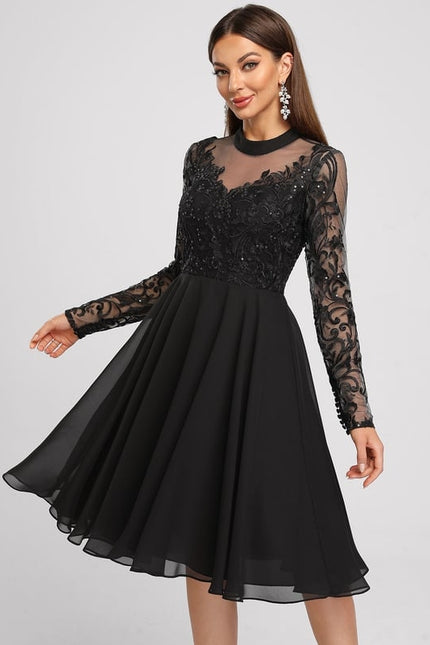 Trapèze col rond longueur genou dentelle mousseline robe de cocktail avec paillettes